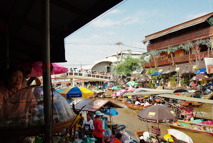ชื่อ:  2011_0414Am-pa-wa0204.jpg
ครั้ง: 390
ขนาด:  226.0 กิโลไบต์