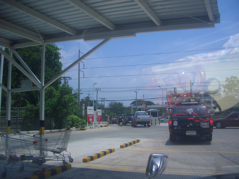 ชื่อ:  CIMG0018-1.jpg
ครั้ง: 178
ขนาด:  189.3 กิโลไบต์