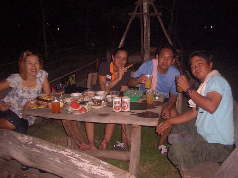 ชื่อ:  CIMG0088-1.jpg
ครั้ง: 147
ขนาด:  206.3 กิโลไบต์