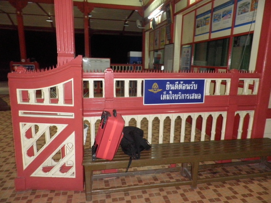 ชื่อ:  P5121825.jpg
ครั้ง: 714
ขนาด:  246.8 กิโลไบต์