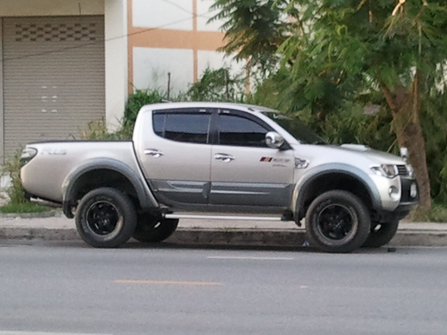 ชื่อ:  2011-05-16.jpg
ครั้ง: 5906
ขนาด:  142.7 กิโลไบต์