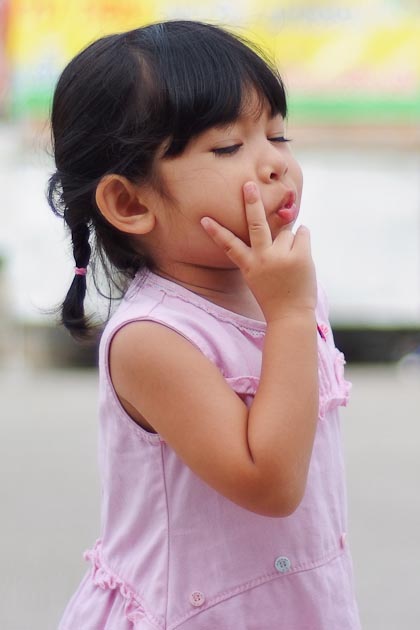 ชื่อ:  2011_0517Bua@F18-19.jpg
ครั้ง: 508
ขนาด:  60.0 กิโลไบต์
