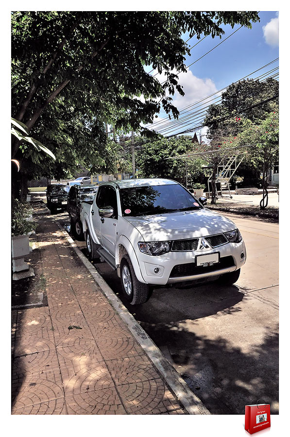 ชื่อ:  DSC_9732.jpg
ครั้ง: 682
ขนาด:  191.6 กิโลไบต์