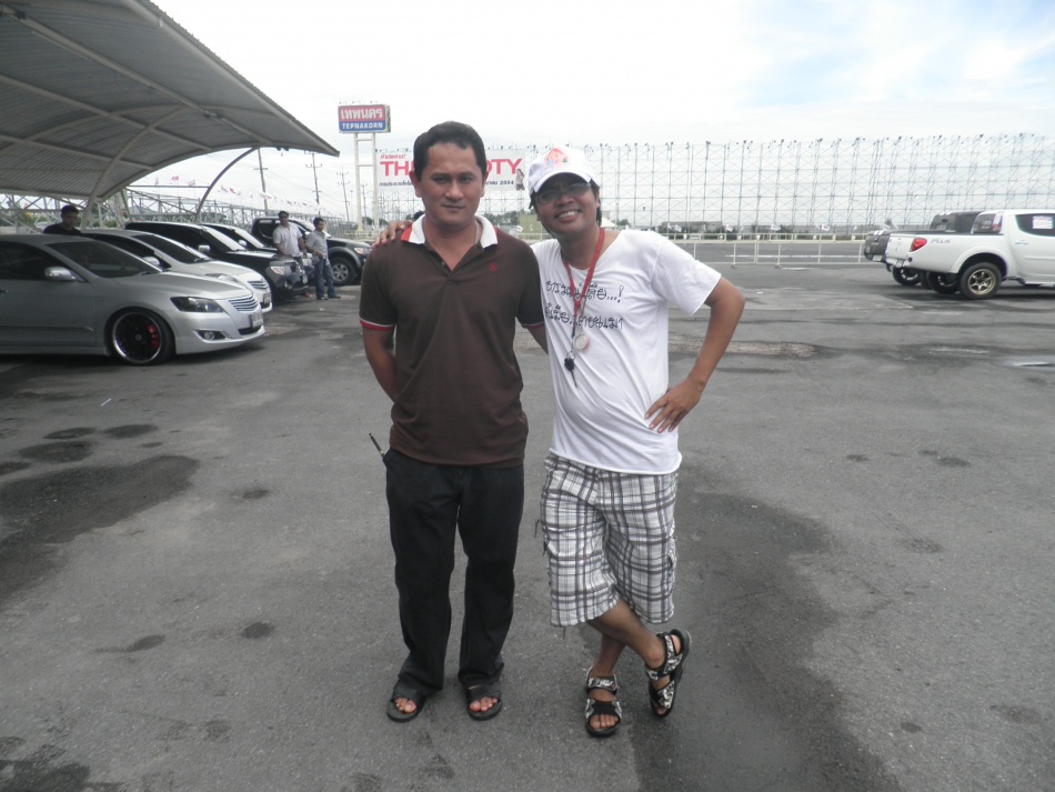 ชื่อ:  P6042349.jpg
ครั้ง: 1268
ขนาด:  212.8 กิโลไบต์