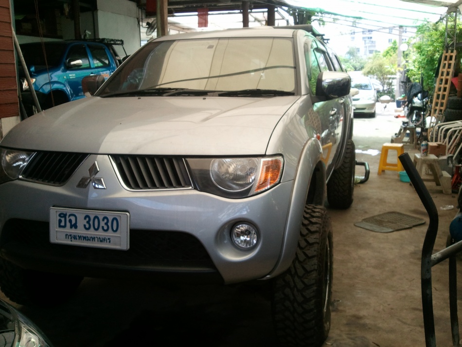 ชื่อ:  2011-04-28 12.34.05.jpg
ครั้ง: 889
ขนาด:  206.1 กิโลไบต์