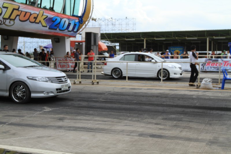 ชื่อ:  IMG_0197 [800x600].jpg
ครั้ง: 508
ขนาด:  79.8 กิโลไบต์