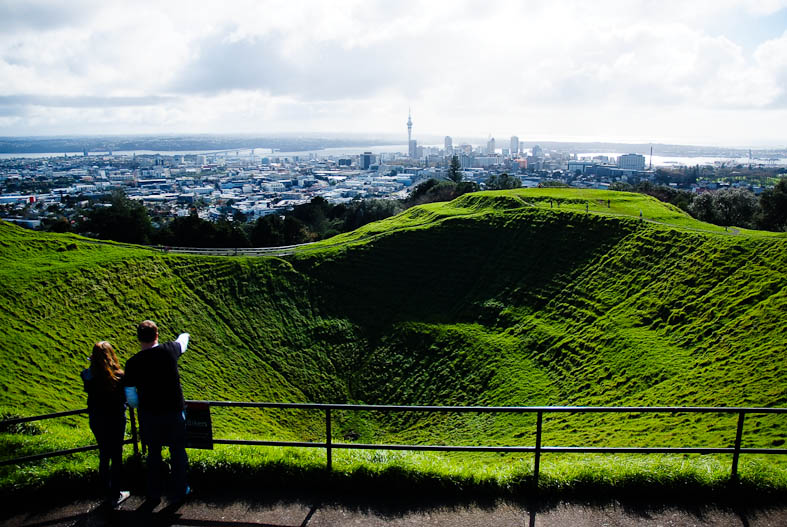 ชื่อ:  2011_0606Auckland-17.jpg
ครั้ง: 304
ขนาด:  169.7 กิโลไบต์