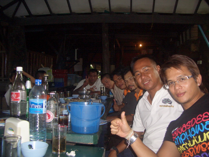 ชื่อ:  CIMG0098-1.jpg
ครั้ง: 201
ขนาด:  208.0 กิโลไบต์
