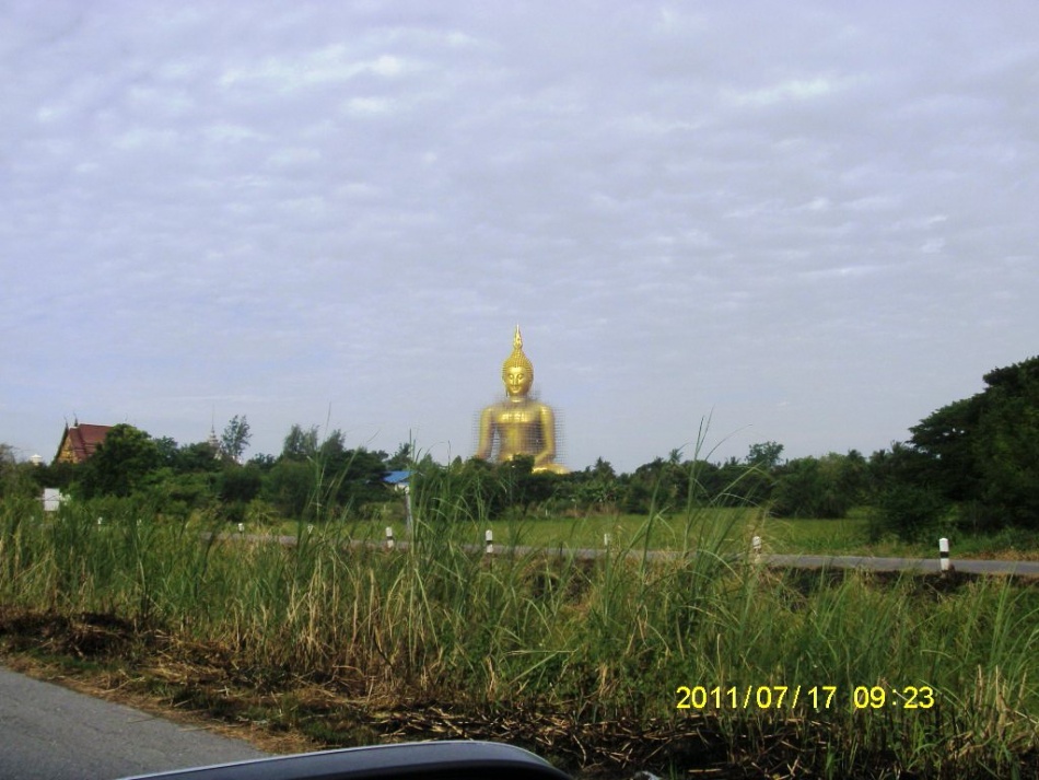 ชื่อ:  S73F0532.jpg
ครั้ง: 943
ขนาด:  196.0 กิโลไบต์