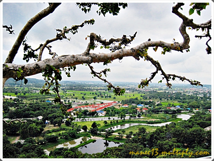 ชื่อ:  view.JPG
ครั้ง: 843
ขนาด:  300.1 กิโลไบต์