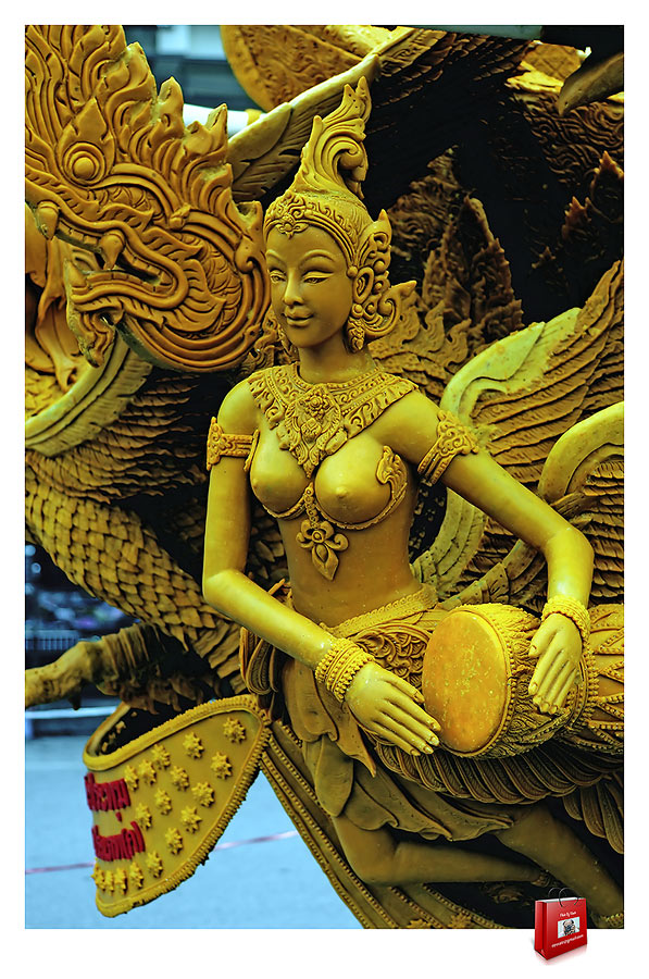 ชื่อ:  DSC_0319.jpg
ครั้ง: 324
ขนาด:  193.1 กิโลไบต์