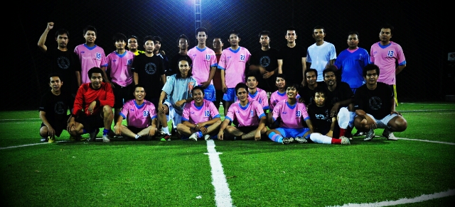 ชื่อ:  DSC_0086_wonder.jpg
ครั้ง: 184
ขนาด:  197.0 กิโลไบต์