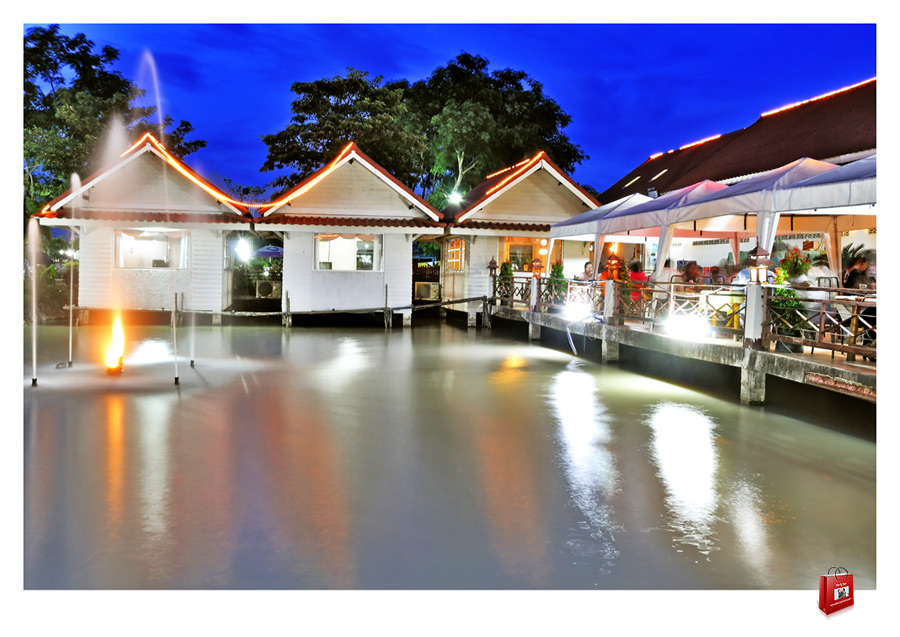 ชื่อ:  DSC_0026.jpg
ครั้ง: 2253
ขนาด:  187.6 กิโลไบต์