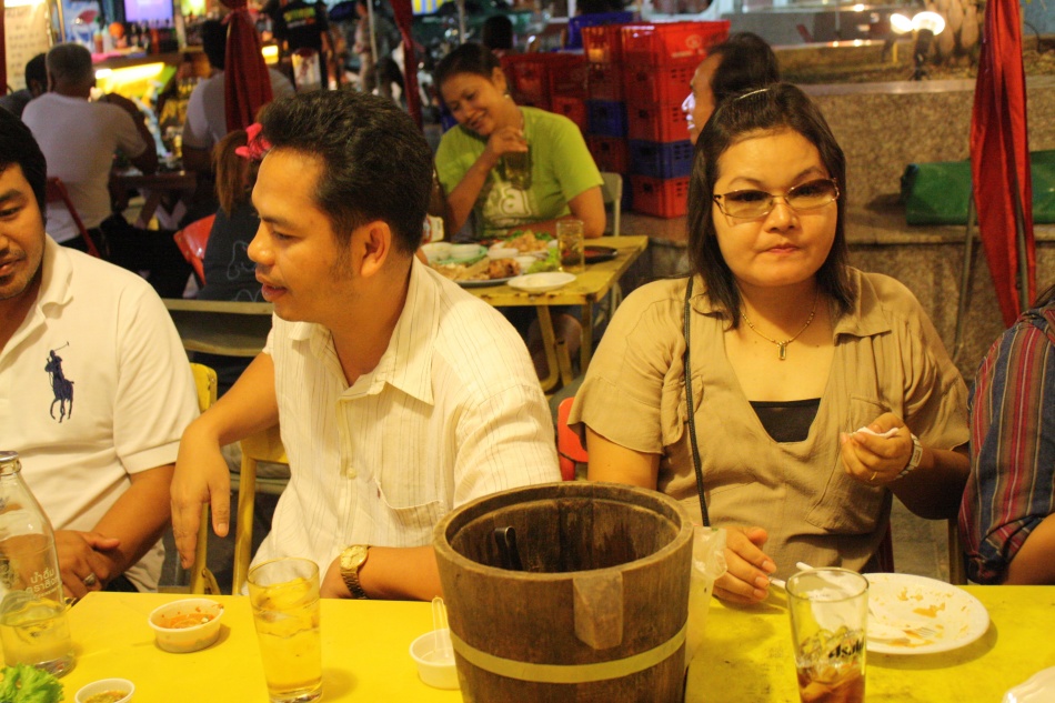 ชื่อ:  IMG_2014.jpg
ครั้ง: 166
ขนาด:  236.1 กิโลไบต์