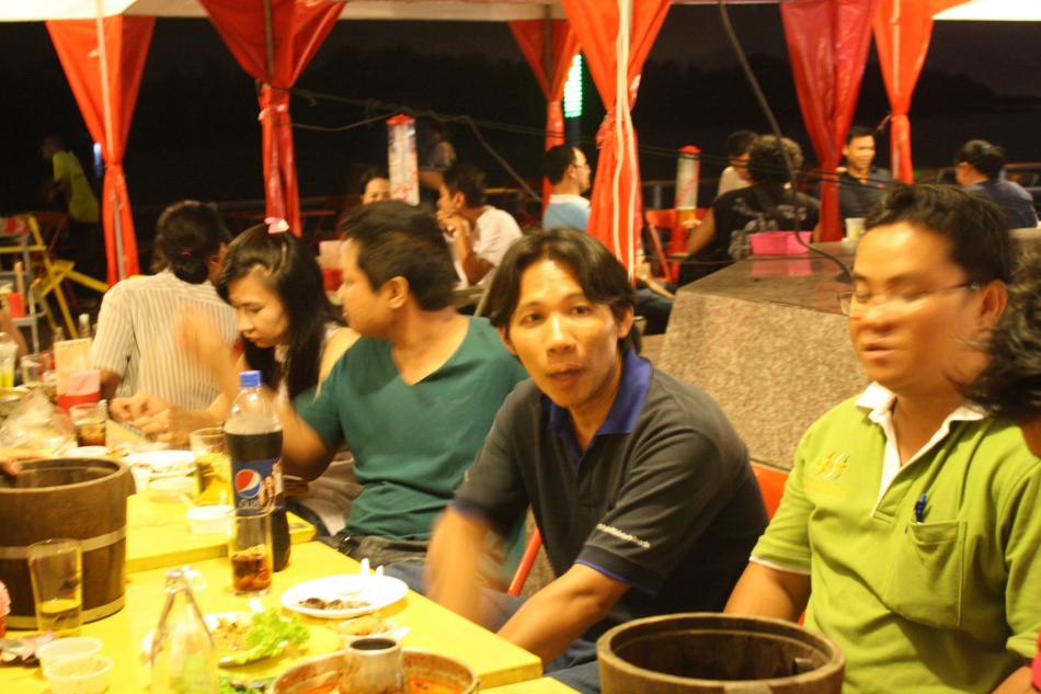 ชื่อ:  IMG_2023.jpg
ครั้ง: 164
ขนาด:  216.1 กิโลไบต์