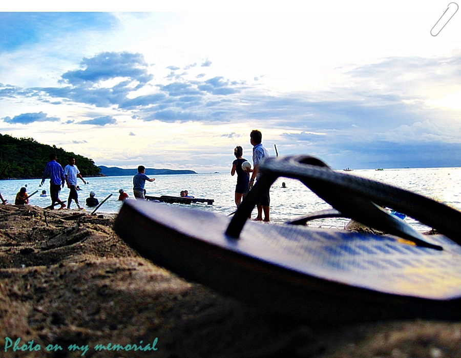 ชื่อ:  หาดทรายแก้ว.JPG
ครั้ง: 730
ขนาด:  341.6 กิโลไบต์