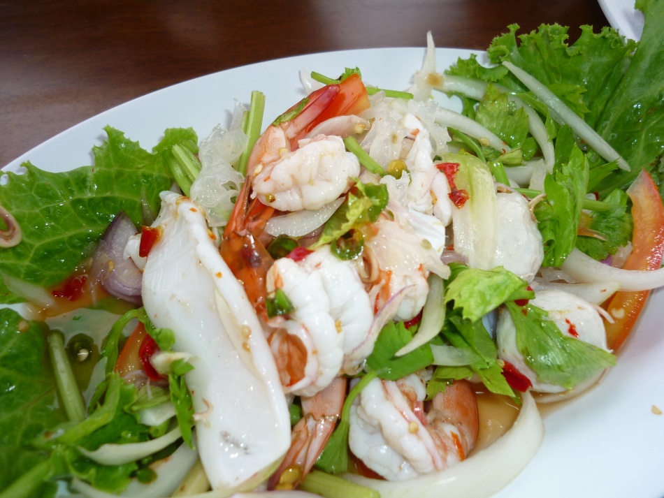 ชื่อ:  P1050004.jpg
ครั้ง: 2008
ขนาด:  219.7 กิโลไบต์