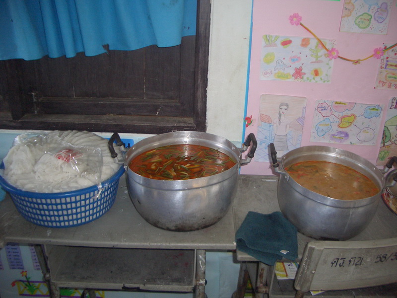 ชื่อ:  CIMG0311-1.jpg
ครั้ง: 282
ขนาด:  191.8 กิโลไบต์