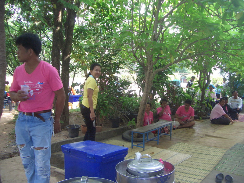 ชื่อ:  CIMG0530-1.jpg
ครั้ง: 227
ขนาด:  304.9 กิโลไบต์