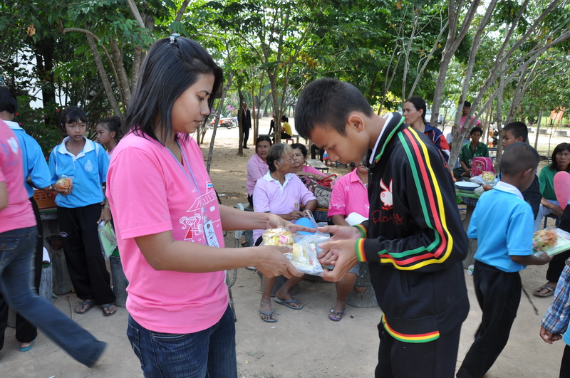 ชื่อ:  DSC_0687-1.jpg
ครั้ง: 211
ขนาด:  260.5 กิโลไบต์