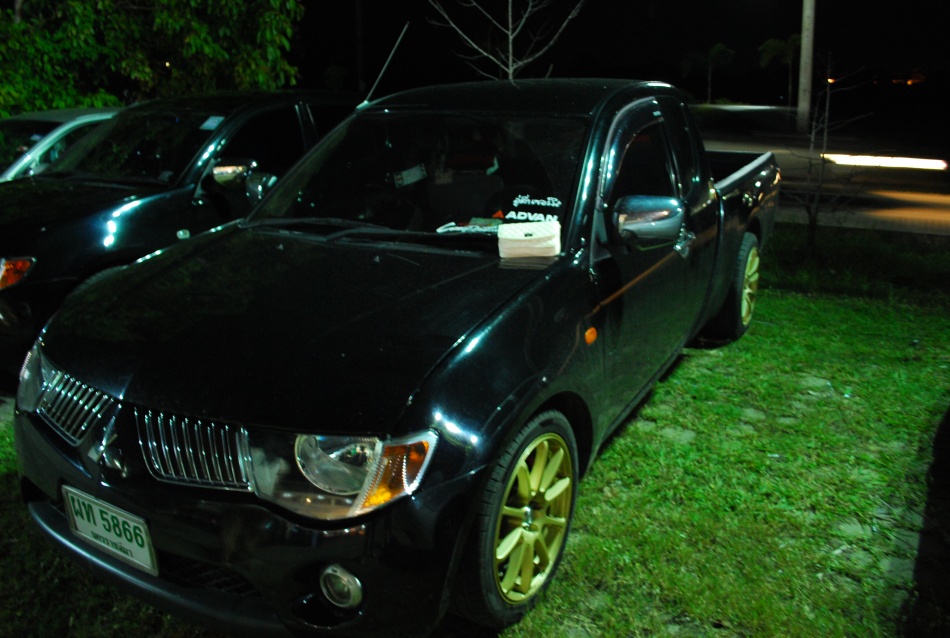 ชื่อ:  DSC_0681.jpg
ครั้ง: 988
ขนาด:  196.1 กิโลไบต์