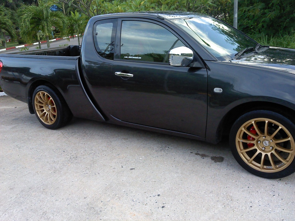 ชื่อ:  P080911_17.44_[01].jpg
ครั้ง: 537
ขนาด:  285.9 กิโลไบต์