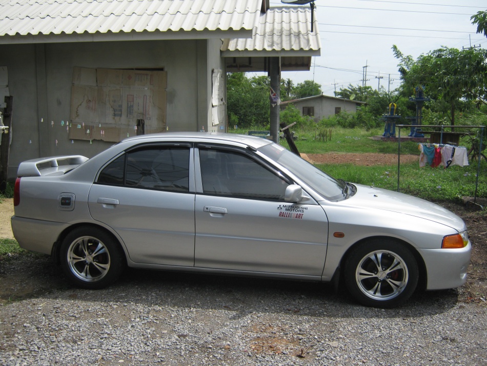 ชื่อ:  IMG_1067.jpg
ครั้ง: 2152
ขนาด:  288.1 กิโลไบต์