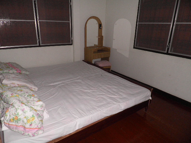 ชื่อ:  P9120053.JPG
ครั้ง: 693
ขนาด:  142.5 กิโลไบต์