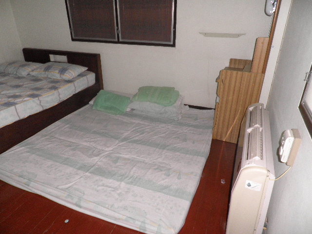 ชื่อ:  P9120054.JPG
ครั้ง: 646
ขนาด:  144.1 กิโลไบต์