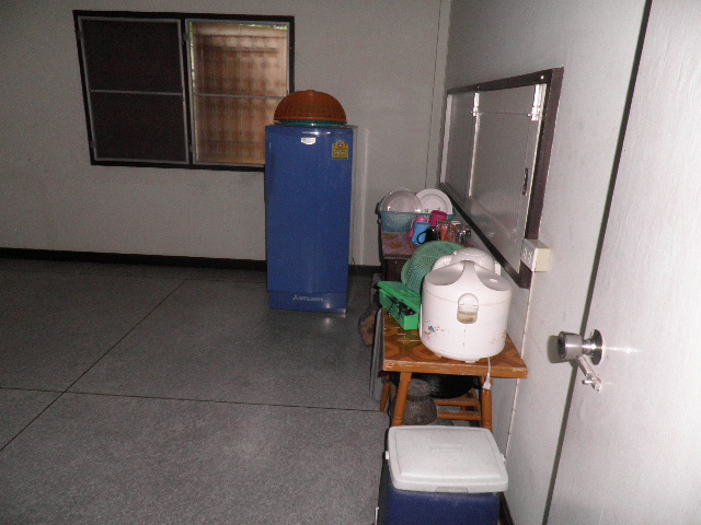 ชื่อ:  P9120062.JPG
ครั้ง: 674
ขนาด:  139.0 กิโลไบต์