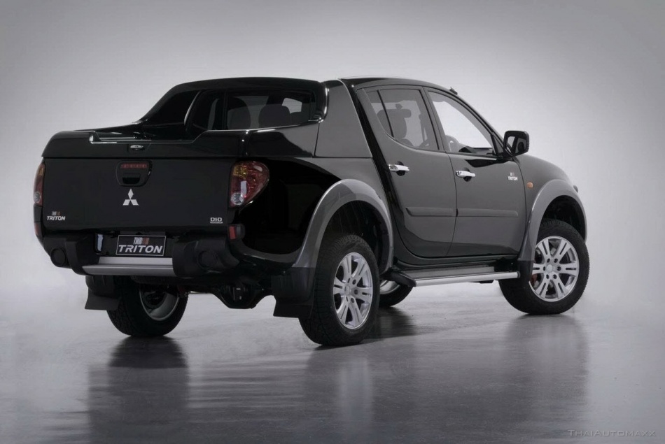 ชื่อ:  538_mitsubishi-triton-tmr-2.jpg
ครั้ง: 2060
ขนาด:  127.2 กิโลไบต์