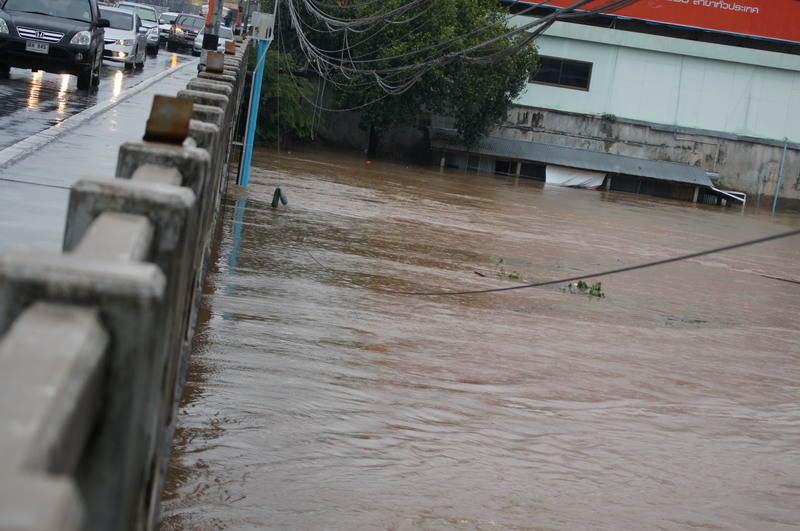 ชื่อ:  DSC01421_resize.JPG
ครั้ง: 473
ขนาด:  129.2 กิโลไบต์