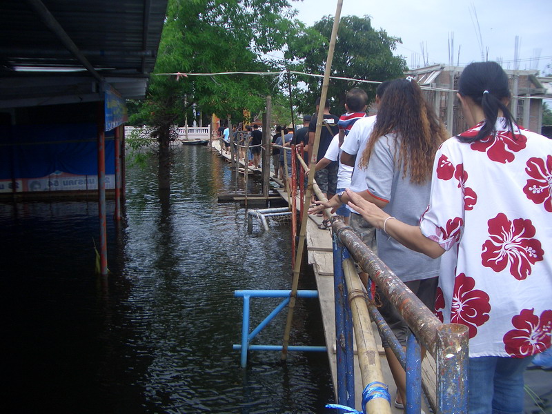 ชื่อ:  CIMG0075-1.jpg
ครั้ง: 153
ขนาด:  185.2 กิโลไบต์