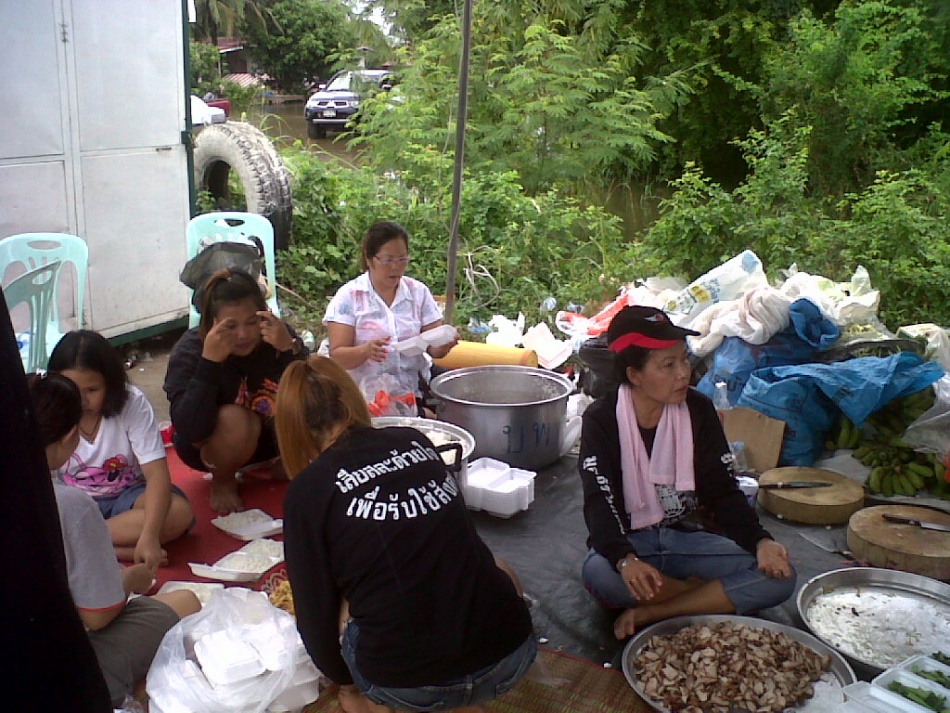 ชื่อ:  IMG02277-20111002-1411.jpg
ครั้ง: 216
ขนาด:  295.0 กิโลไบต์
