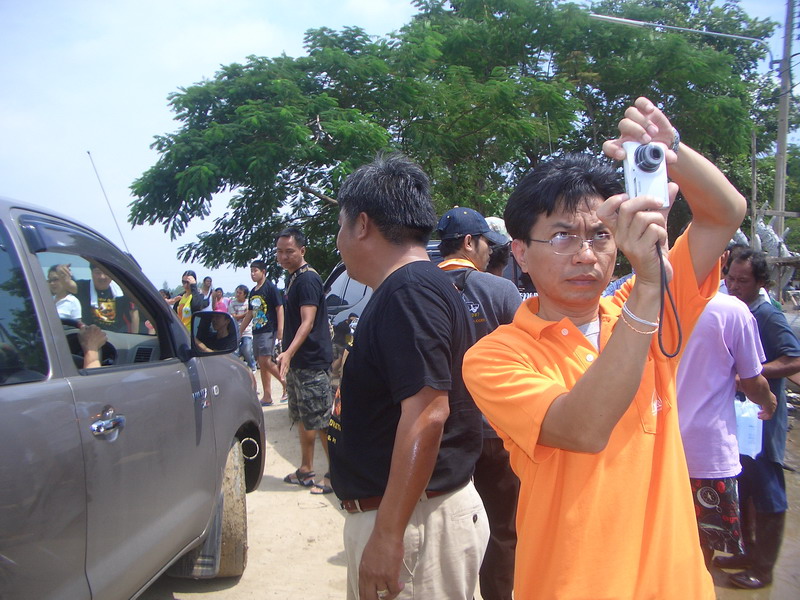 ชื่อ:  CIMG0034-1.jpg
ครั้ง: 300
ขนาด:  174.5 กิโลไบต์