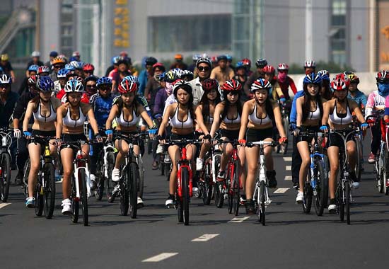 ชื่อ:  China Car FreeDay (7).jpg
ครั้ง: 2546
ขนาด:  81.6 กิโลไบต์
