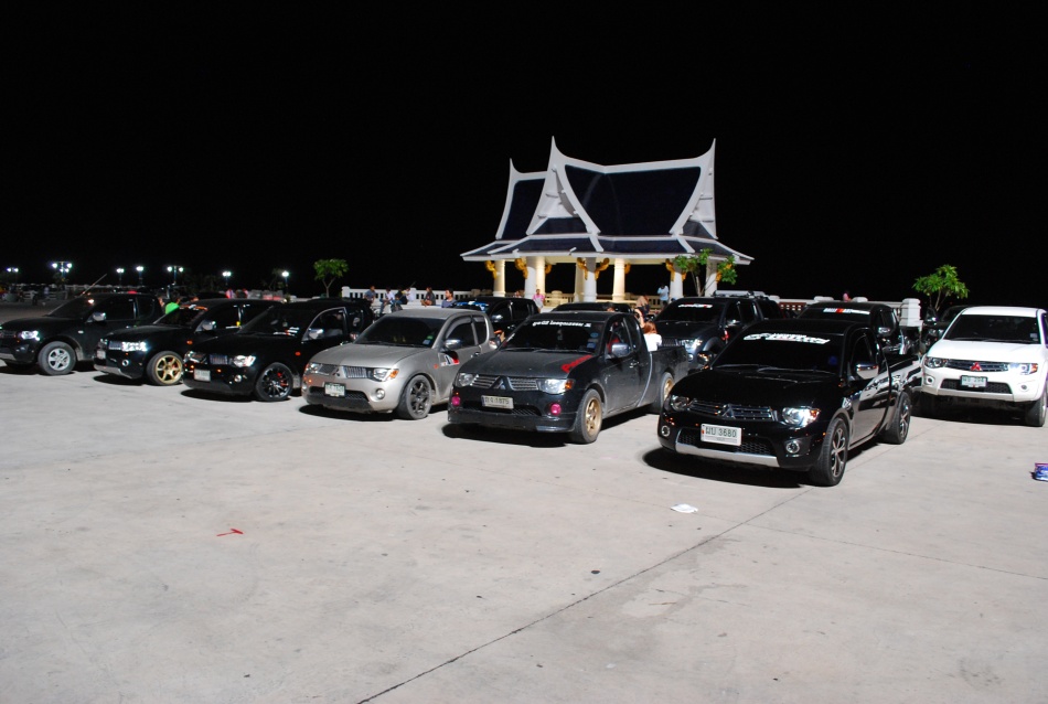 ชื่อ:  DSC_0017.jpg
ครั้ง: 1045
ขนาด:  152.6 กิโลไบต์
