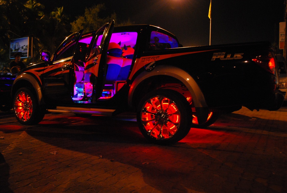 ชื่อ:  DSC_0152.jpg
ครั้ง: 182
ขนาด:  183.4 กิโลไบต์