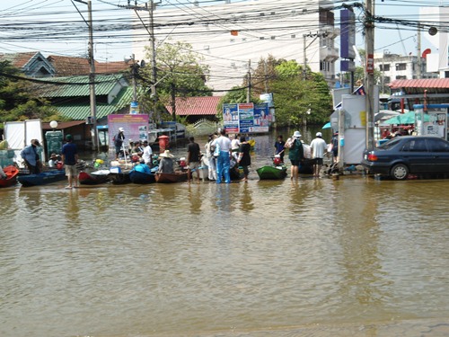 ชื่อ:  DSC00130.JPG
ครั้ง: 348
ขนาด:  83.7 กิโลไบต์