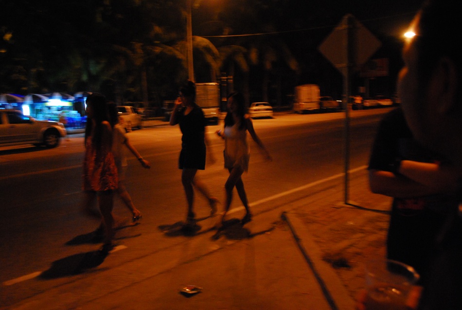 ชื่อ:  DSC_0105.jpg
ครั้ง: 240
ขนาด:  150.1 กิโลไบต์