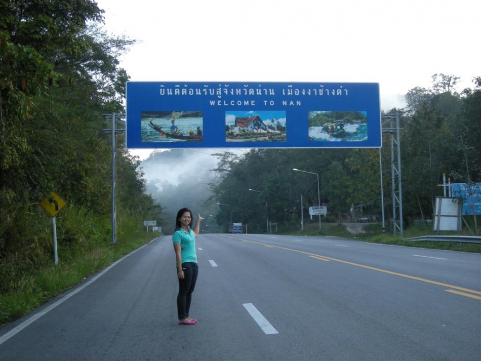 ชื่อ:  DSCN4575 (Large).jpg
ครั้ง: 679
ขนาด:  190.8 กิโลไบต์