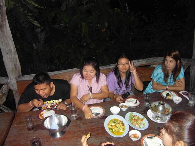 ชื่อ:  image012.jpg
ครั้ง: 141
ขนาด:  45.7 กิโลไบต์