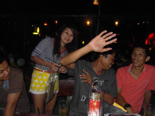 ชื่อ:  image039.jpg
ครั้ง: 145
ขนาด:  33.7 กิโลไบต์