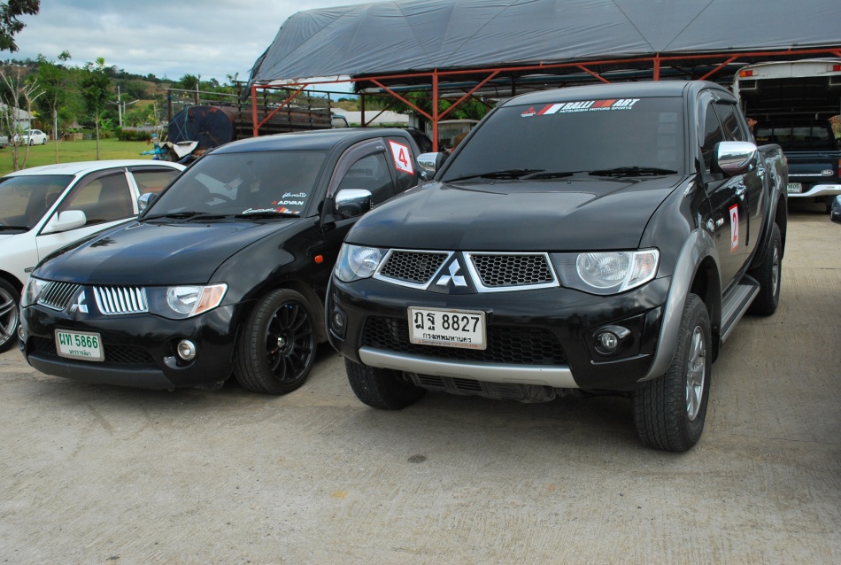 ชื่อ:  DSC_0443.jpg
ครั้ง: 636
ขนาด:  241.3 กิโลไบต์