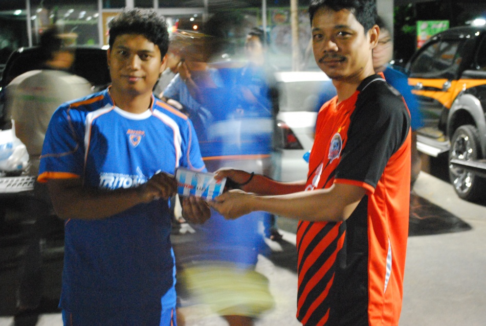 ชื่อ:  DSC_0654.jpg
ครั้ง: 248
ขนาด:  230.1 กิโลไบต์