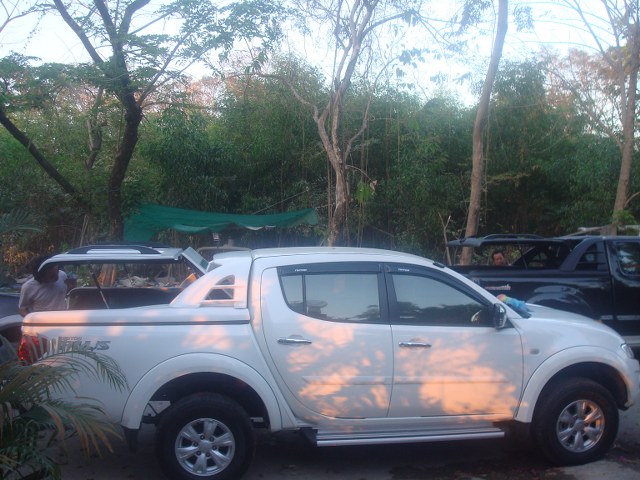 ชื่อ:  TRITON Plus M11 001.JPG
ครั้ง: 1397
ขนาด:  108.2 กิโลไบต์