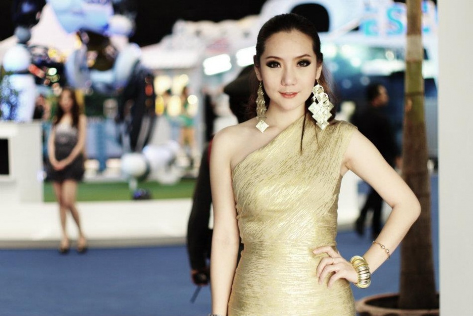 ชื่อ:  pretty.jpg
ครั้ง: 351
ขนาด:  152.3 กิโลไบต์