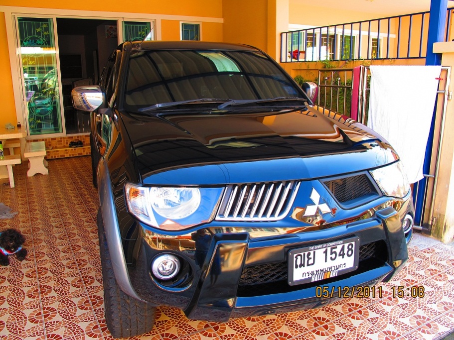 ชื่อ:  My K Triton 015.jpg
ครั้ง: 388
ขนาด:  326.3 กิโลไบต์