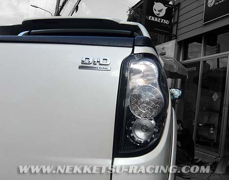 ชื่อ:  Triton-tiallamp-depo2-l2.jpg
ครั้ง: 7427
ขนาด:  56.4 กิโลไบต์