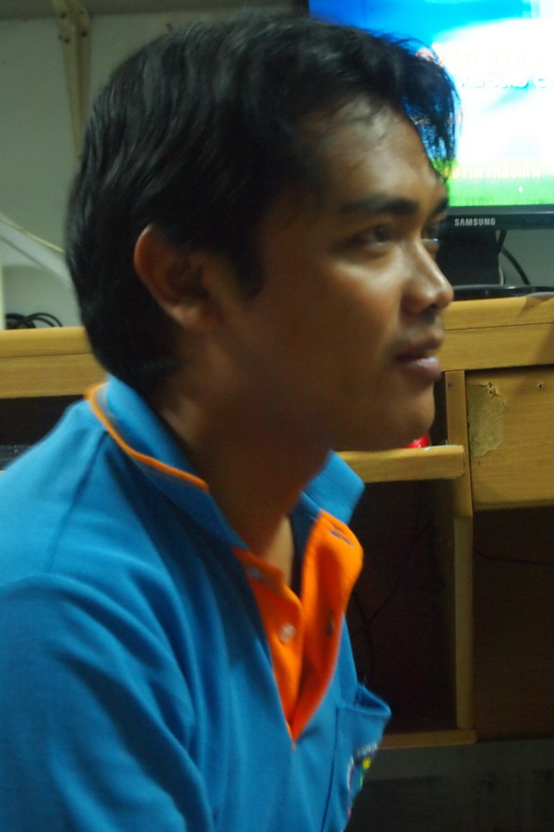 ชื่อ:  PC282093-1.jpg
ครั้ง: 209
ขนาด:  245.2 กิโลไบต์